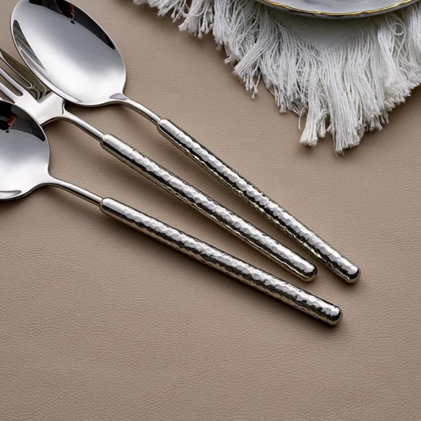 New design High quality and polished stainless steel cutlery set